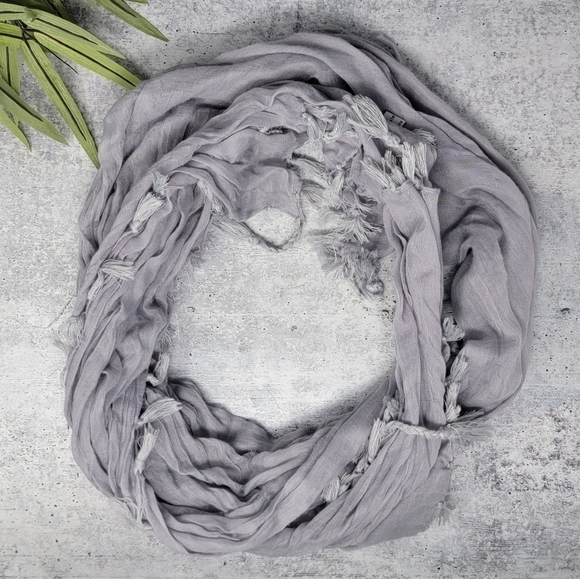 Lightweight Gray Tassel Scarf - Picture 1 of 3
